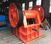 鄂式破碎(suì)機